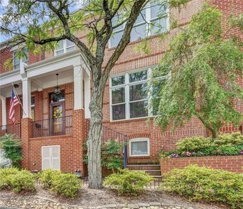 253 W Freemason St, Norfolk, VA, 23510