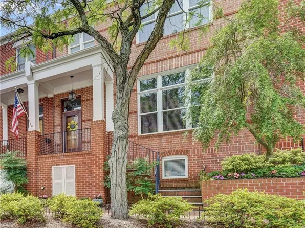 253 W Freemason St, Norfolk, VA 23510