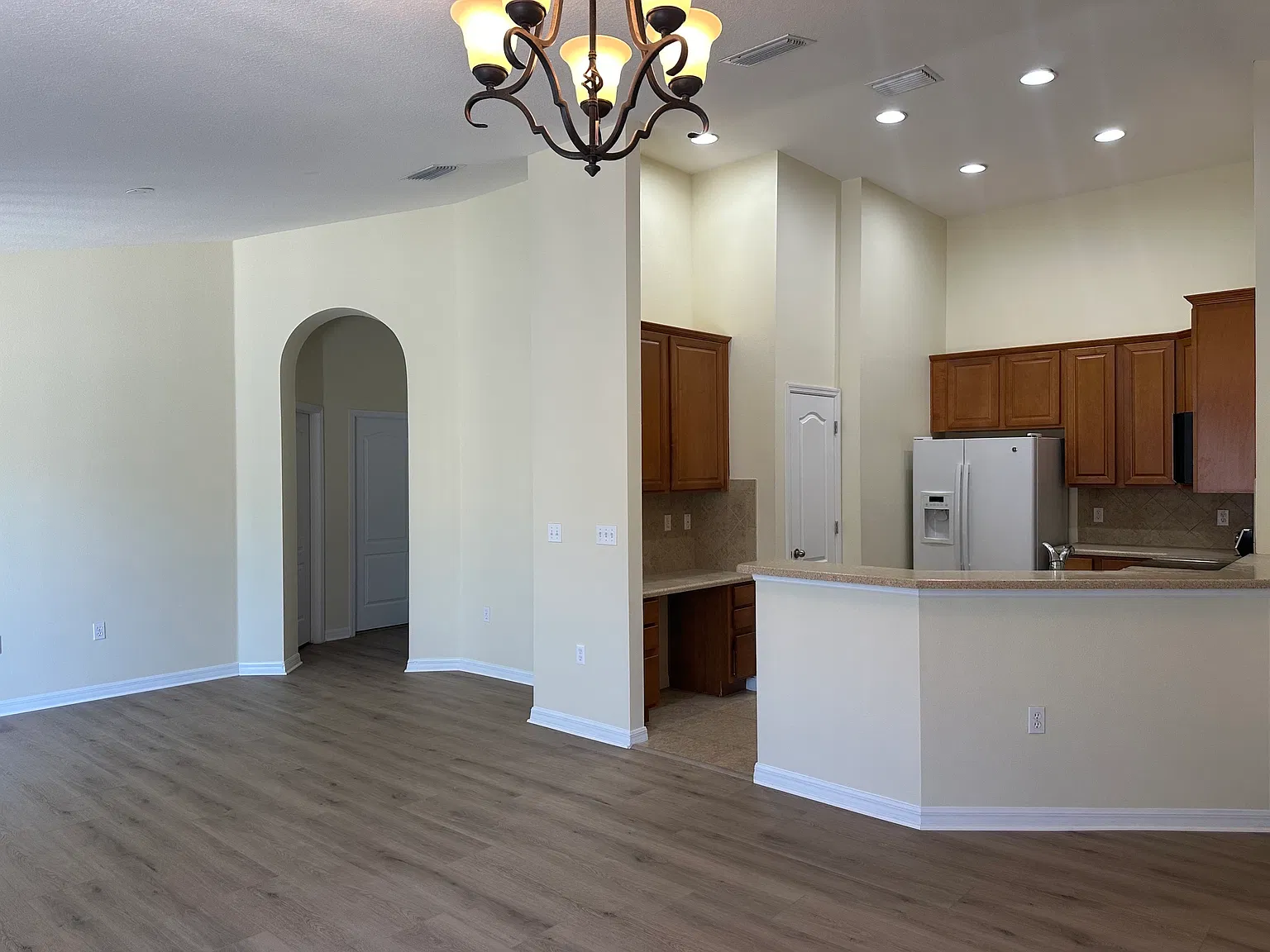 7001 Interbay Blvd — Photo 3