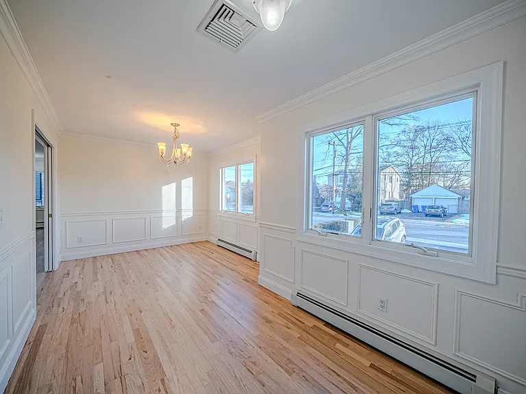 47 Columbus Dr — Photo 17