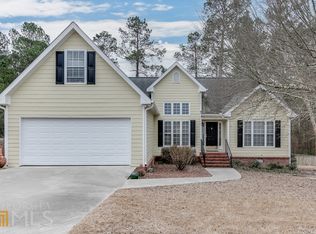 235 Rockingham Dr, Loganville, GA 30052