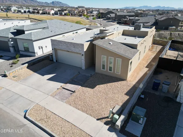 7776 Enchanted Park Dr, El Paso, TX 79911