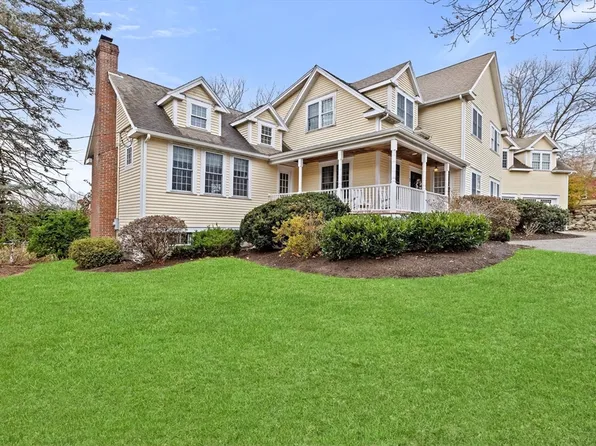 2 Stevens Way, Hingham, MA 02043