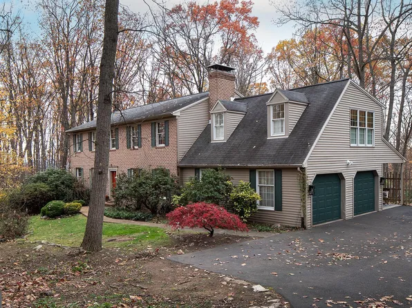 719 Dogwood Ter, Boiling Springs, PA 17007