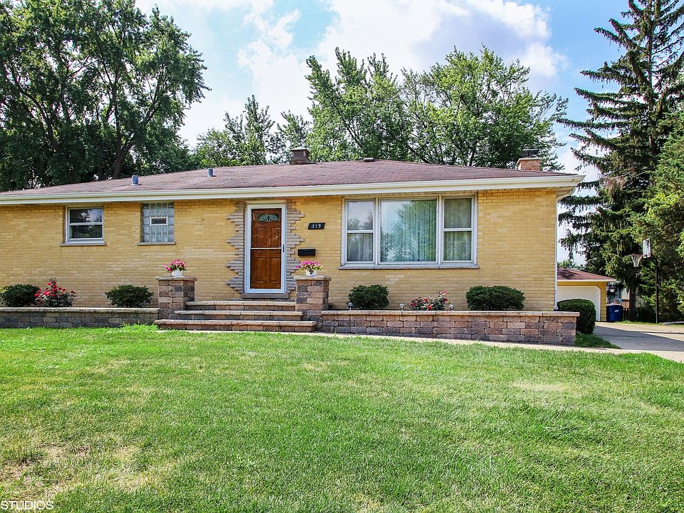 1st image of 319 Orchard Ter