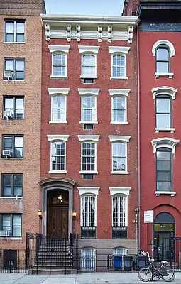Rented by Douglas Elliman | media 15