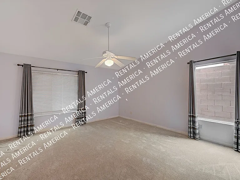 201 Sandhill Crane Ave — Photo 5
