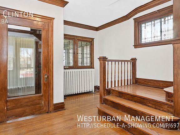 3rd image of 426 S Clinton Ave