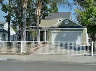 990 Forest Dr, Colton, CA 92324