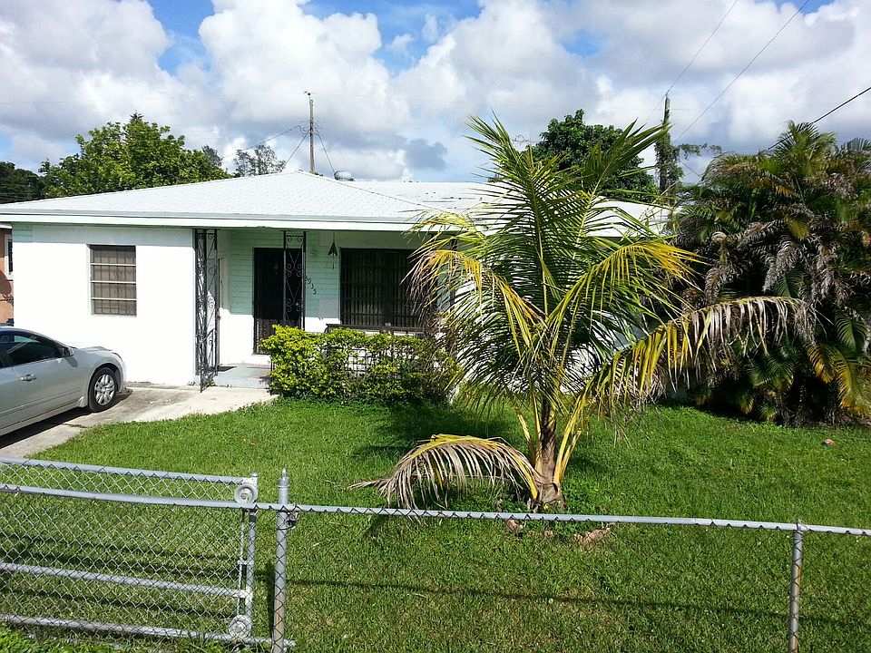 1st image of 13935 NW 23rd Ave