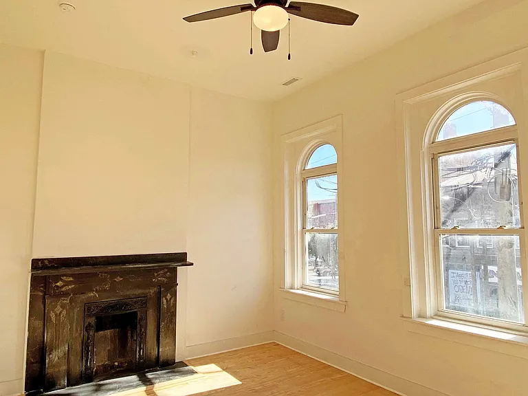 1718 E Main St — Photo 7