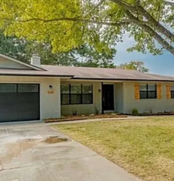 514 Oakwood St — Photo 19