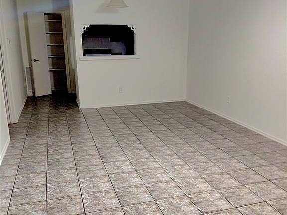 5th image of 3100 Rue Parc Fontaine APT 2303