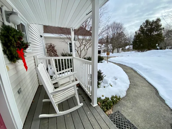 7 Wexford Gardens #7, Belfast, ME 04915