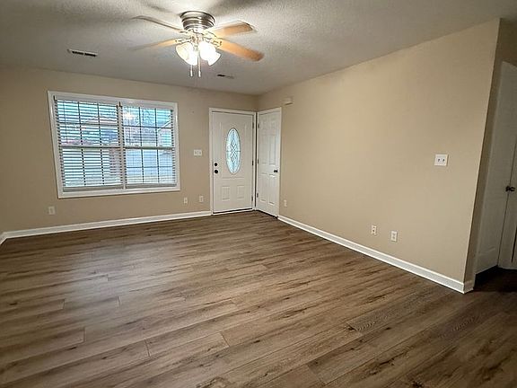 4th image of 4003 Rainbow Hill Ln