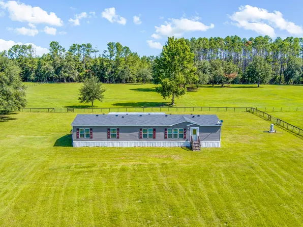 6893 213th Rd, Live Oak, FL 32060