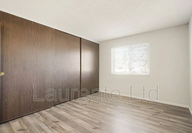 8555 Fairmount Dr #I202 — Photo 10