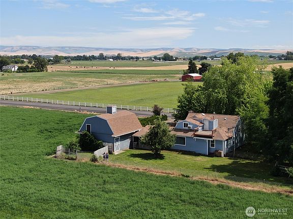 5th image of 7346 Stateline Road