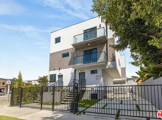 1636 S Longwood Ave, Los Angeles, CA 90019