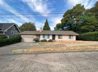 3845 SE Reedway St, Portland, OR 97202