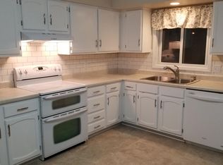 15201 Grover St, Omaha, NE 68144