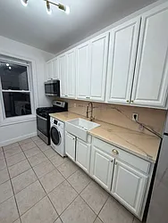 34-36 Clifton Place, #3