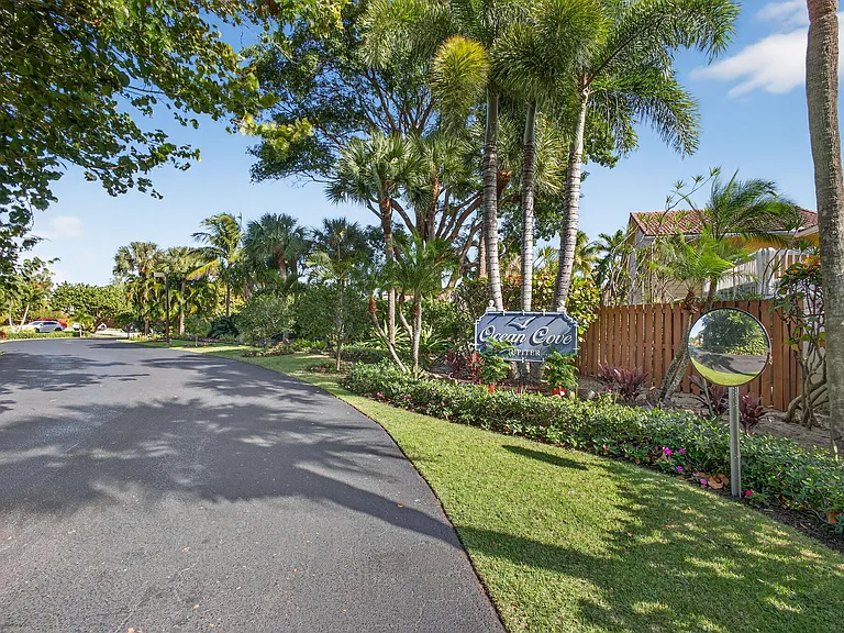 112 Ocean Cove Dr — Photo 56