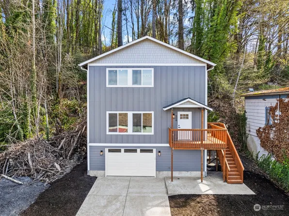 608 NE 1st Street, Winlock, WA 98596