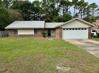 381 Echo Cir, Fort Walton Beach, FL 32548