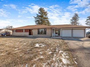 W172N12352 Division Rd, Germantown, WI 53022