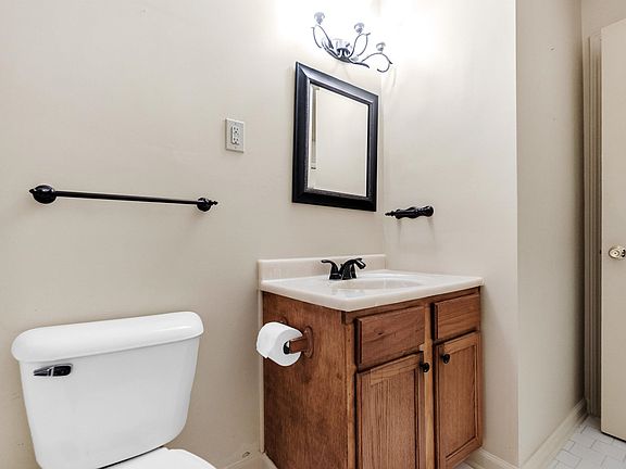 4th image of 5668 Los Gatos Dr #1