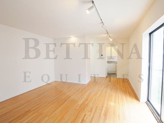 5th image of 401 E 77th St APT 7B