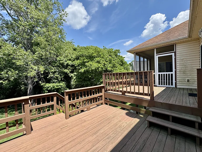 513 Tanasi Cir — Photo 33