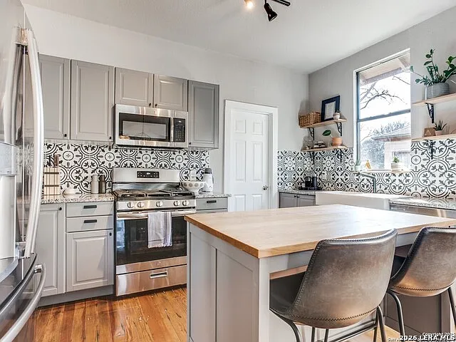 814 W Gramercy Pl — Photo 7