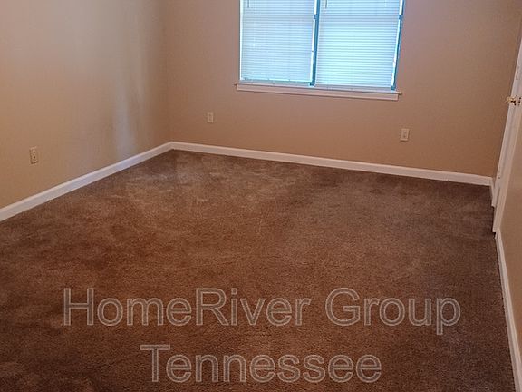 4th image of 3438 Woodhollow Dr