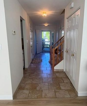 3rd image of 21 Sandy Hill Rd