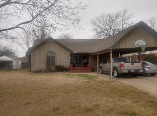 1006 NW 15th St, Lawton, OK 73507