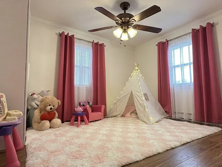 396 Brown St #2 — Photo 9
