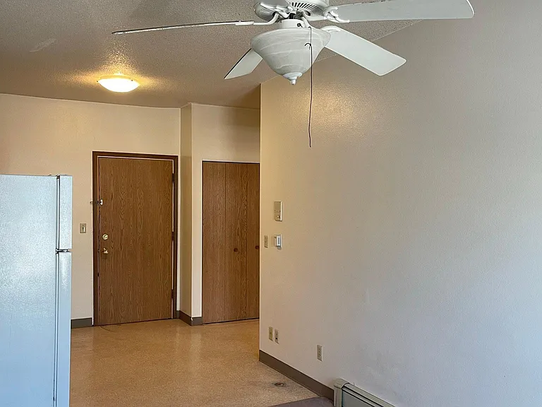 213 Iowa Ave #4 — Photo 4