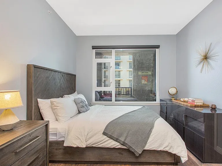 530 K St #814 — Photo 22