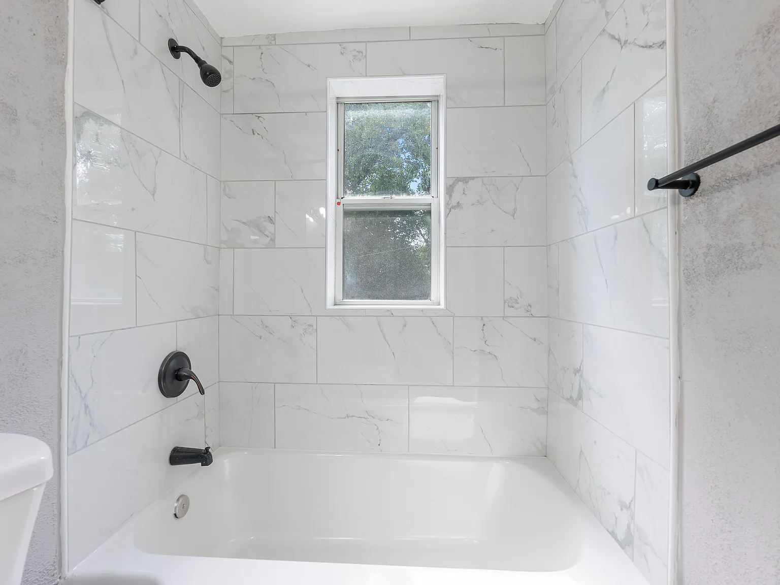 2601 Fairview Ave — Photo 1