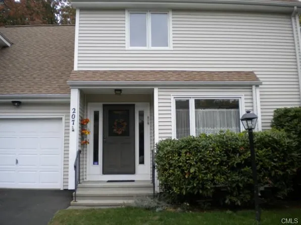 207 Fox Run, Shelton, CT 06484