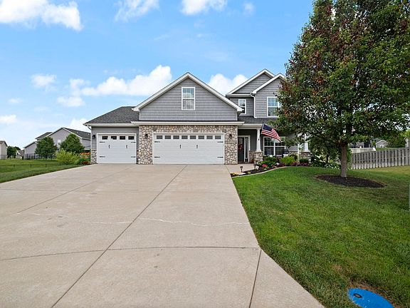 3rd image of 6118 Macleod Ct