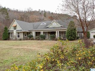 1015 Rocky Branch Rd, Guntersville, AL 35976