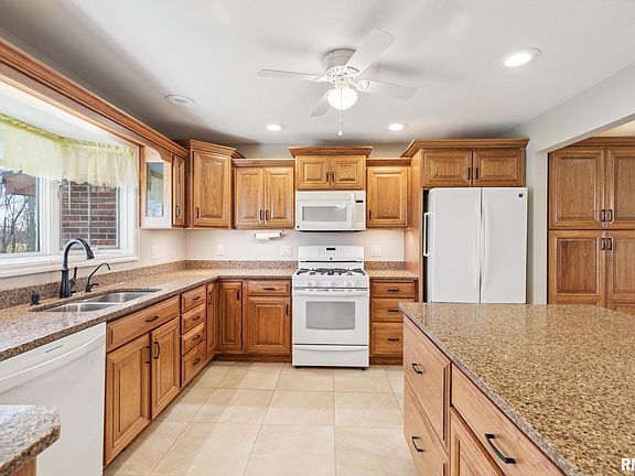 3rd image of 1476 County Road 800 N