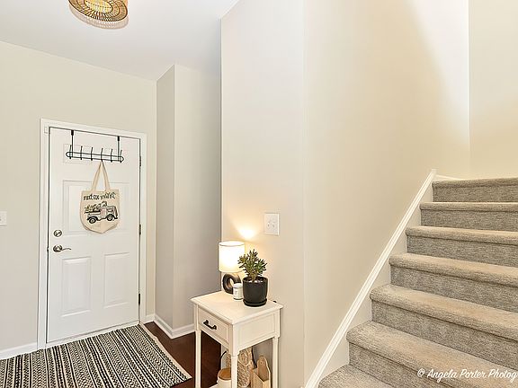 5th image of 2845 Glacier Way Unit C