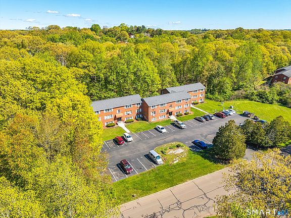 3rd image of 40-44 Briarwood Lane