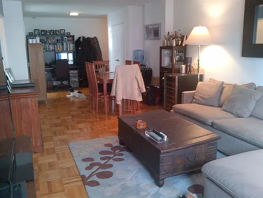 Rented by Town Residential | media 28