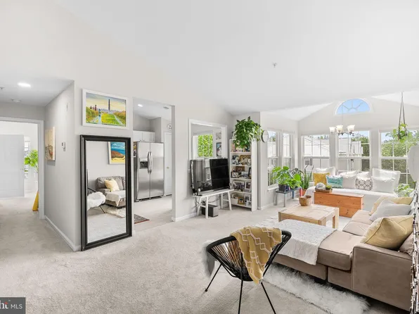 7515 Snowpea Ct #168, Alexandria, VA 22306