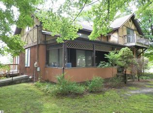 615 River St, Luther, MI 49656